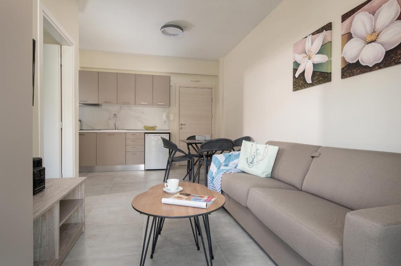 Crist Luxury Apartments Nea Poteidaia Exterior foto