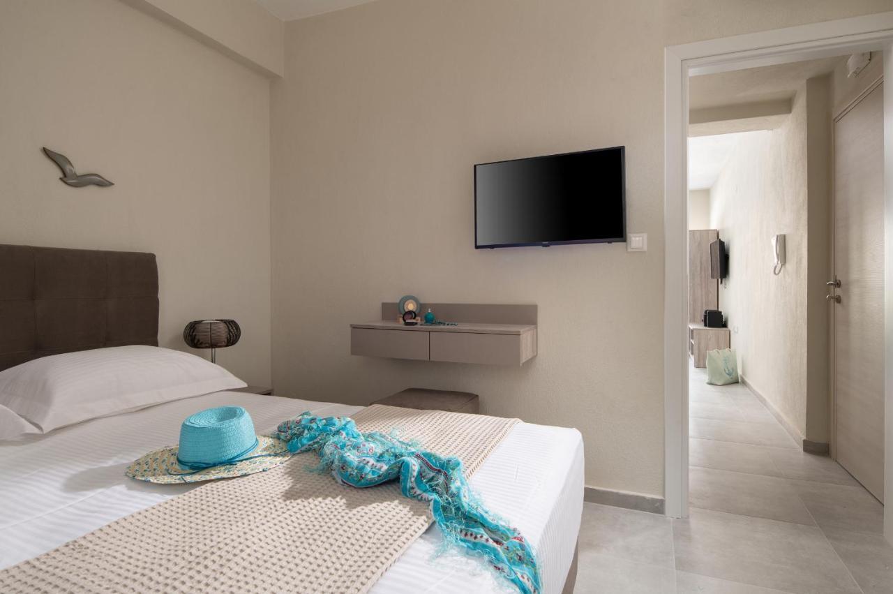 Crist Luxury Apartments Nea Poteidaia Exterior foto